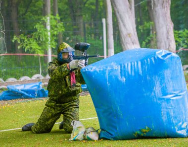 Paintball spor oyuncu