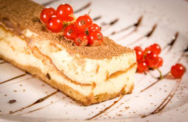 ev yapımı tiramisu pasta