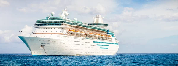 Nassau Bahamas September 2014 Royal Caribbean Ship Majesty Seas Sails — Stock Photo, Image