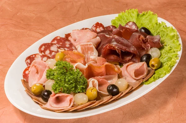 Tasty meat plate — Stock Photo, Image