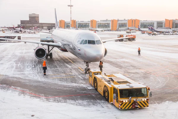 Moscú Rusia Diciembre 2016 Estacionamiento Aviones Aeropuerto Sheremetyevo Diciembre 2016 —  Fotos de Stock