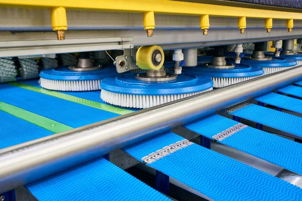 Automatic industrial line for washing and cleaning carpets — 图库照片
