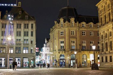 Amsterdam 'ın güzel tarihi merkezi Hollanda
