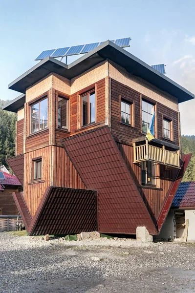 Umgekehrtes Haus polanica, Ukraine Stockbild