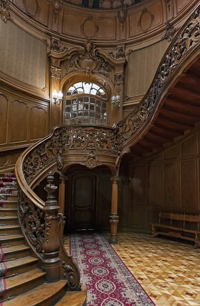 Lobby della Casa degli Scienziati a Leopoli, Ucraina — Foto Stock