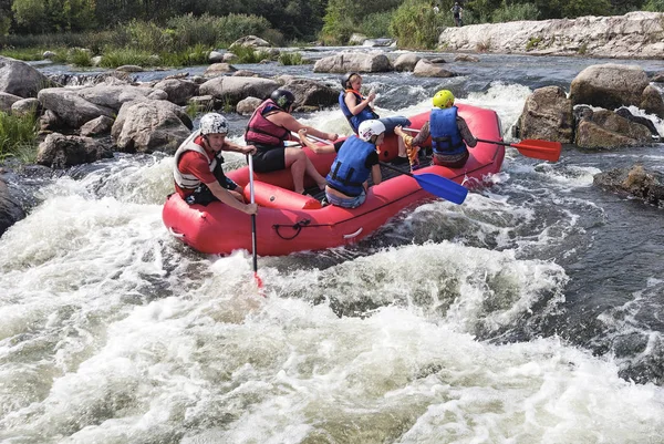 Aktove Canyon, Ukrayna'da rafting turizm