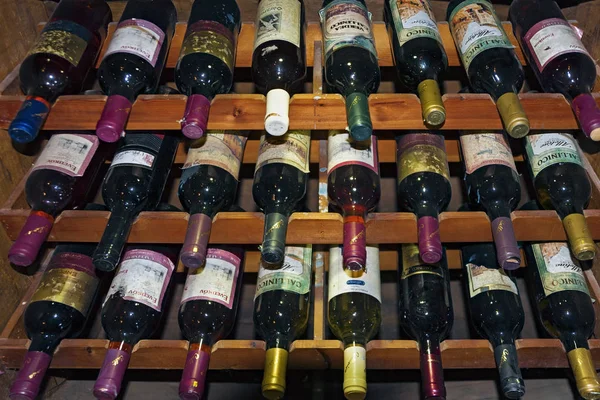 Kalipado Zakynthos Greece June 2015 Wine Bottles Display Callinico Winery — Stock Photo, Image