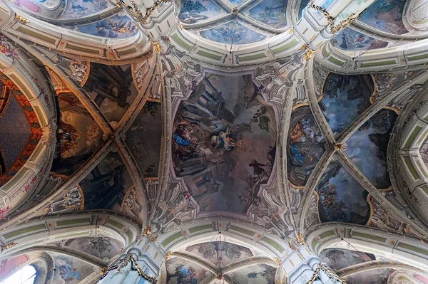 Soffitto Dell Arcicattedrale Basilica Dell Assunzione Della Beata Vergine Maria — Foto Stock