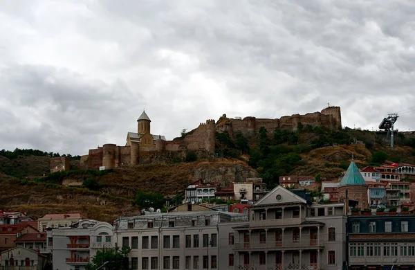 Tbilisi Cityscape Narikala Φρούριο Στο Παρασκήνιο Στη Γεωργία — Φωτογραφία Αρχείου