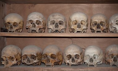 Kuzey Yunanistan 'daki Büyük Meteoron Manastırındaki Keşişlerin Kafatası