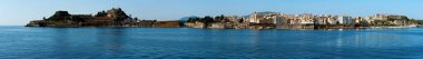Yunanistan 'daki Korfu adasına dikişli panorama