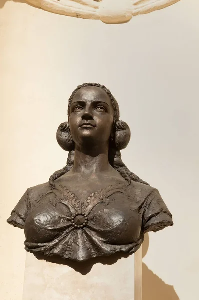 Busto Krisztina Csaky Condessa Húngara Fachada Castelo Uzhhorod Uzhhorod Ucrânia — Fotografia de Stock