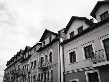Orta Çağ, Eski Şehir, Kamenets-Podolsky, Ukrayna tarzında binaların cephelerinin görüntüsü 