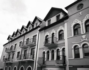 Orta Çağ, Eski Şehir, Kamenets-Podolsky, Ukrayna tarzında binaların cephelerinin görüntüsü 