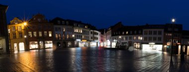 Paderborn 'daki aydınlık katedral.