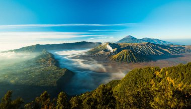 Sunrise, Mt. Bromo muhteşem görünüm sırasında Bromo yanardağ 