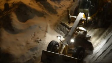 Snowremoval makine çalışma gece