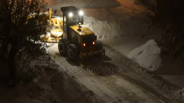 扫雪机卡车在夜间 — 图库视频影像