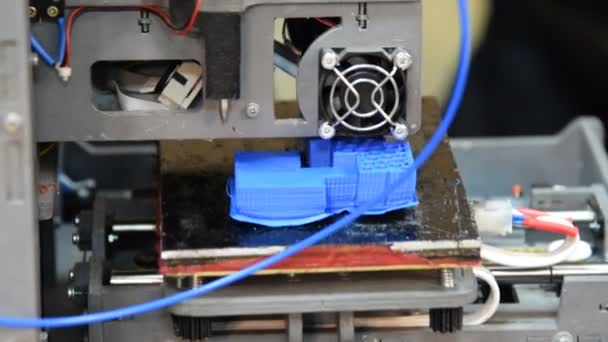 Working 3D printer — Stock Video