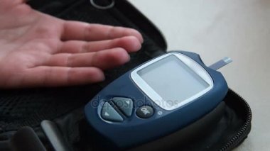 Şeker Ölçüm ile ev kan şekeri seviyesi testi