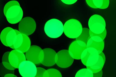 Bokeh ile soyut yeşil ışık arkaplanı