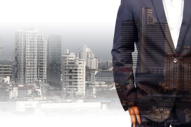 İş geliştirme kavramı olarak şehir ve işadamlarının çifte teşhir edilmesi.