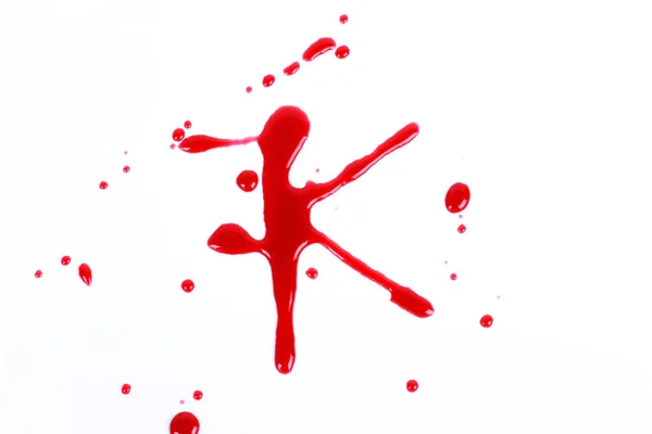 白底血迹斑斑 字母K — 图库照片