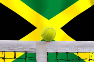 Bayrak arkaplan üzerinde net tenis topu.