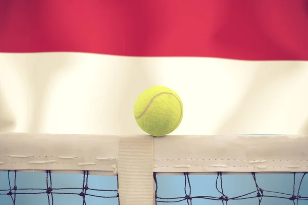 Tennis Boll Nätet Flagga Bakgrund — Stockfoto