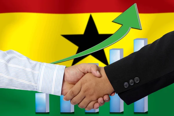 Stretta Mano Contratto Insieme Con Sulla Bandiera Ghana Come Sfondo — Foto Stock