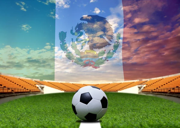멕시코 국기와 축구공 스포츠 — 스톡 사진