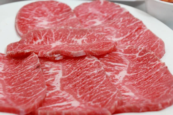 Pedaço Carne Crua Fresca Foto Tendas Brancas — Fotografia de Stock