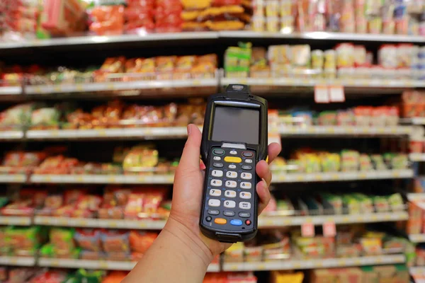 Skaner Kodów Kreskowych Bluetooth Produktów Supermarketach — Zdjęcie stockowe