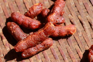 Olgun demirhindi kabukları grubu.