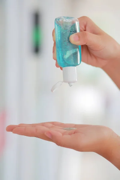 Woman Disinfecting Skin Hand Sanitizer Prevent Infection Outbreak Covid — Stock Photo, Image
