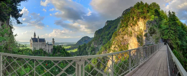 Castello di Neuschwanstein dal ponte panoramico — Foto Stock