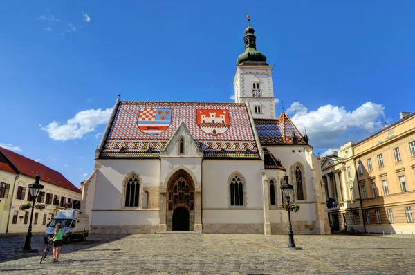 Igreja de São Marcos em Zagreb velho, Croácia — Fotografia de Stock