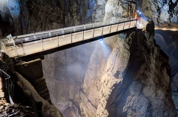 Köprü Skocjan mağaralar, bir Unesco s doğal ve kültür içinde — Stok fotoğraf