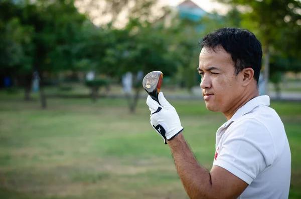 Golfistas Procura Clubes Golfe — Fotografia de Stock