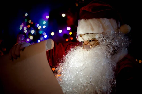 Santa Claus Doma Vánoční Koncept — Stock fotografie
