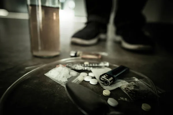 Werden Mehrere Arten Von Drogen Auf Den Boden Gelegt Die — Stockfoto