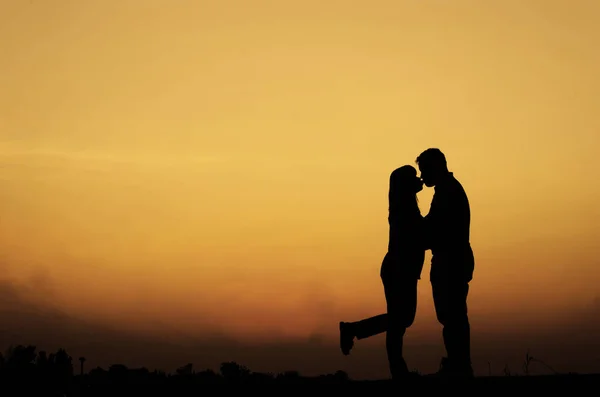 Silhouette Sweet Couple Love Happy Time Beautiful Sunset — Stock Photo, Image