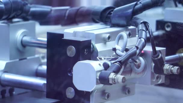 Lähikuva Robotteja Käytetään Osana Teollisuuden Vaihtotaseen Kuvamateriaalia — kuvapankkivideo