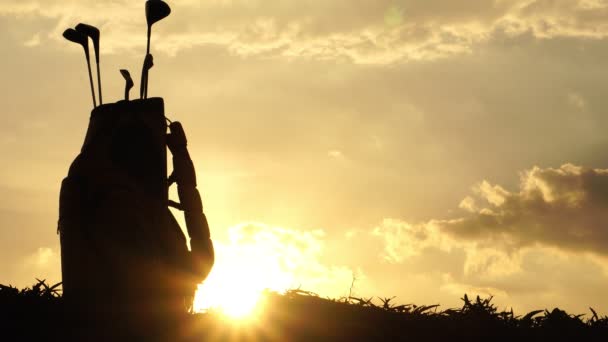 Atleta Golfe Silhueta Pôr Sol Bonito — Vídeo de Stock