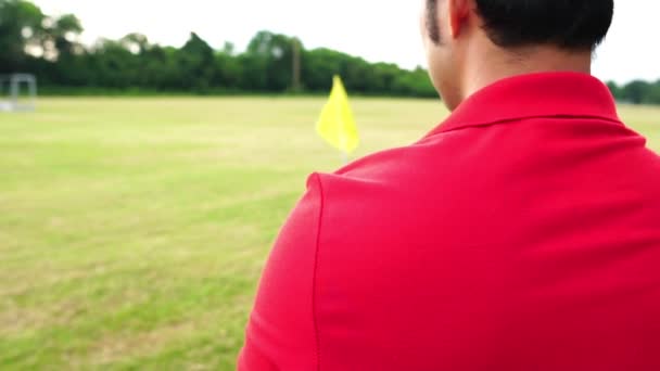 Vystřižené Záběry Muže Hrajícího Golf — Stock video