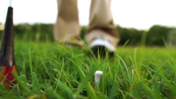 Primo Piano Dell Uomo Giocare Golf — Video Stock