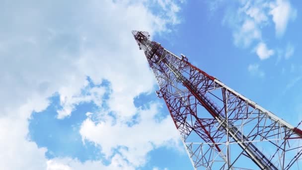 Vue Bas Poteau Haute Tension Sur Fond Ciel Bleu — Video