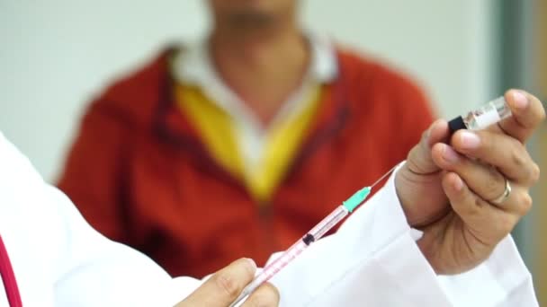 Concepto Salud Médico Con Una Jeringa Las Imágenes Los Pacientes — Vídeo de stock