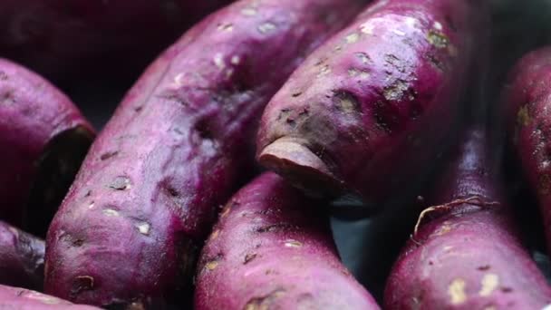 Tatlı Patateslere Yakın Çekim — Stok video