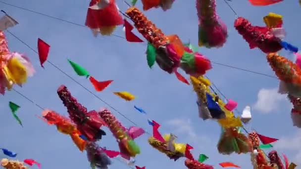 Gekleurde Vlaggen Cultuur Van Het Boeddhisme Beeldmateriaal Vieren — Stockvideo